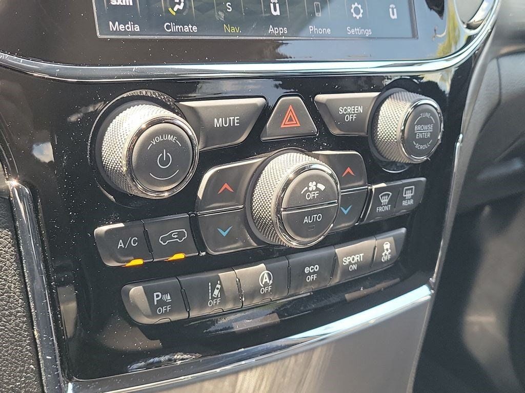 2020 Jeep Grand Cherokee Laredo E