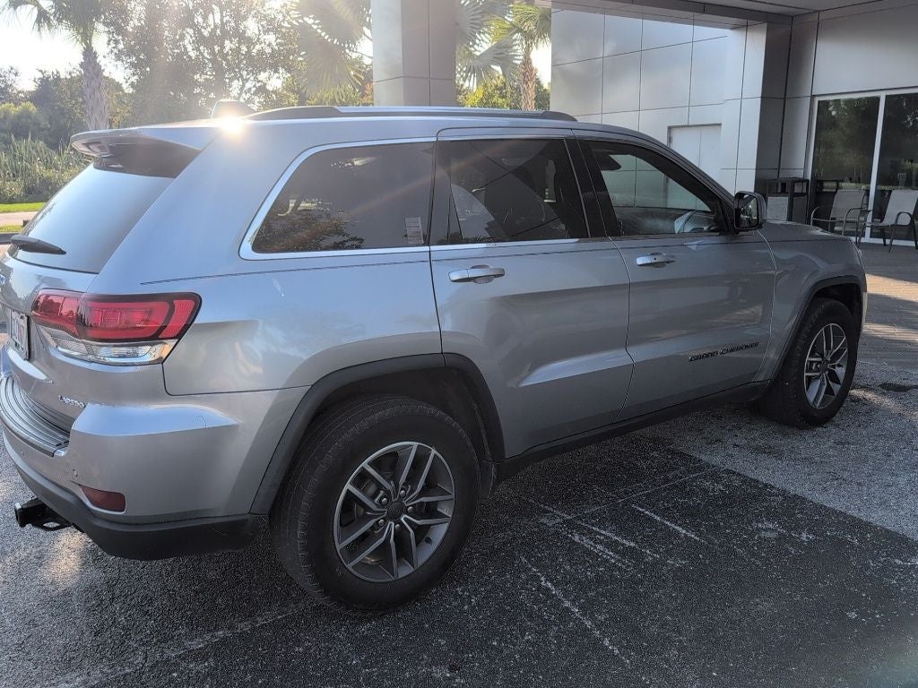 2020 Jeep Grand Cherokee Laredo E