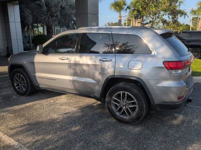 2020 Jeep Grand Cherokee Laredo E