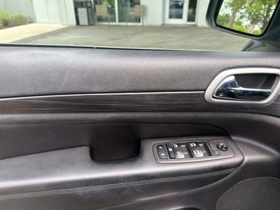 2019 Jeep Grand Cherokee Laredo E