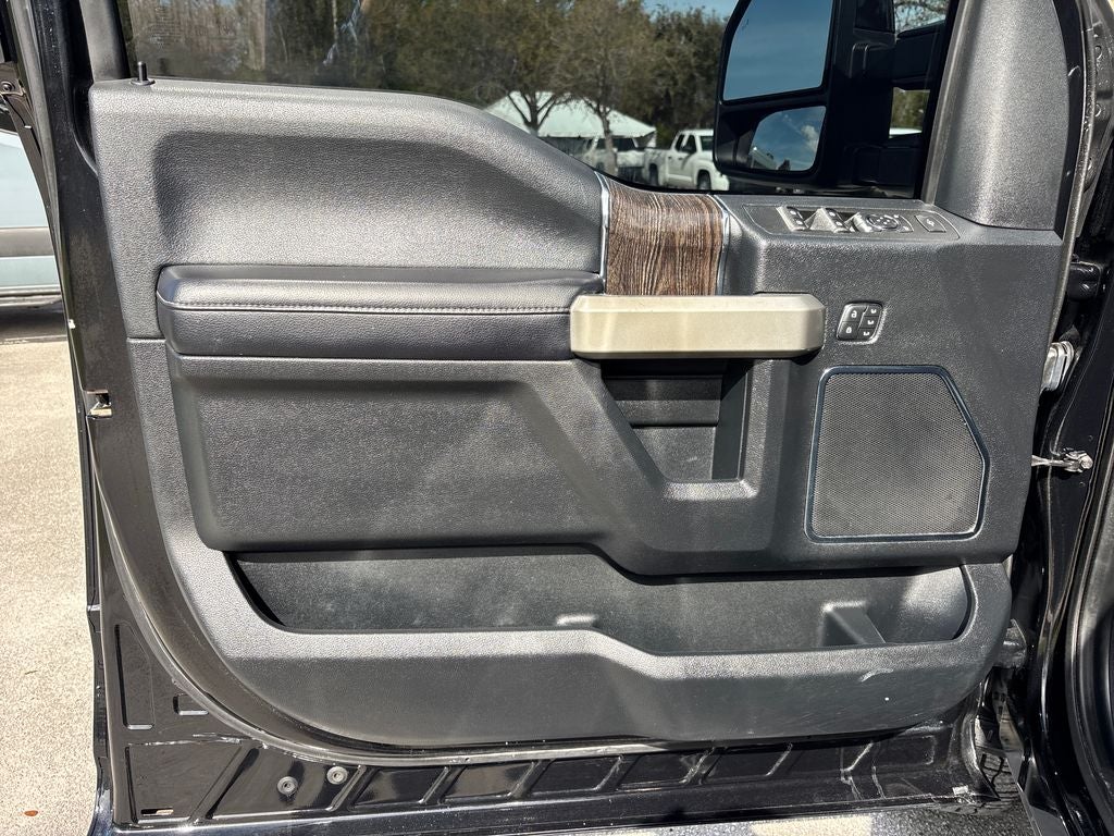 2020 Ford F-350SD Lariat