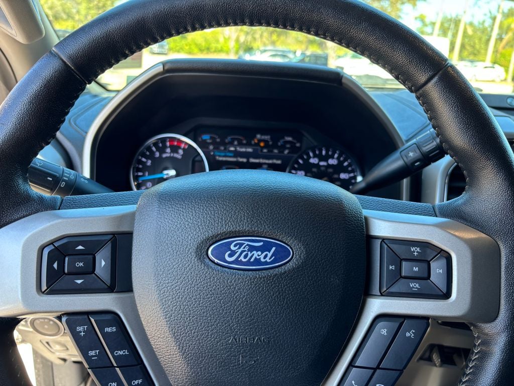 2019 Ford F-350SD Lariat DRW