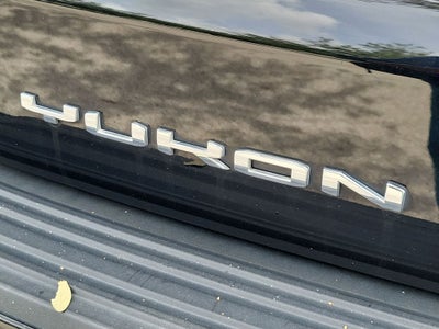 2023 GMC Yukon AT4