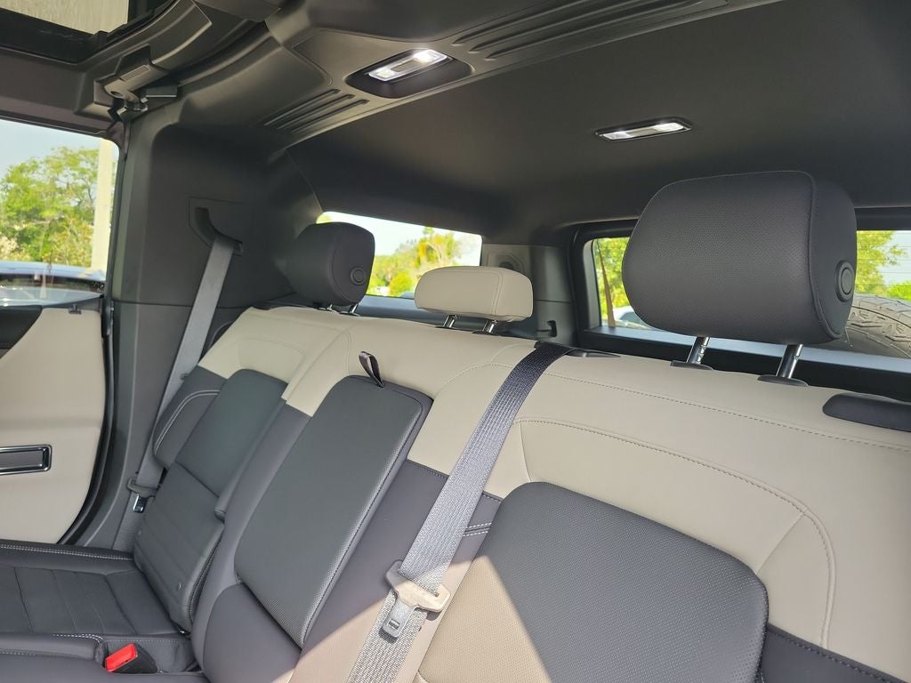 2026 GMC Hummer EV SUV 2X