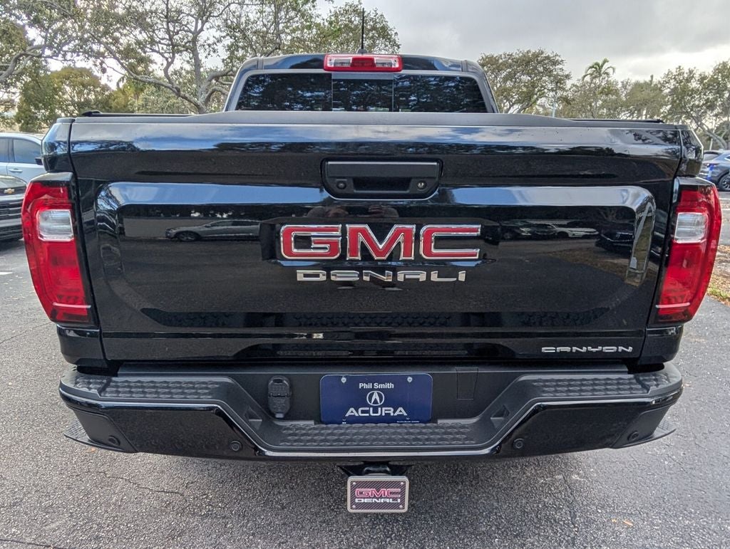2023 GMC Canyon Denali