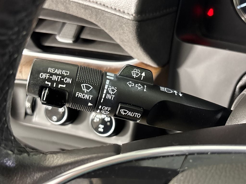 2020 Cadillac Escalade Premium Luxury