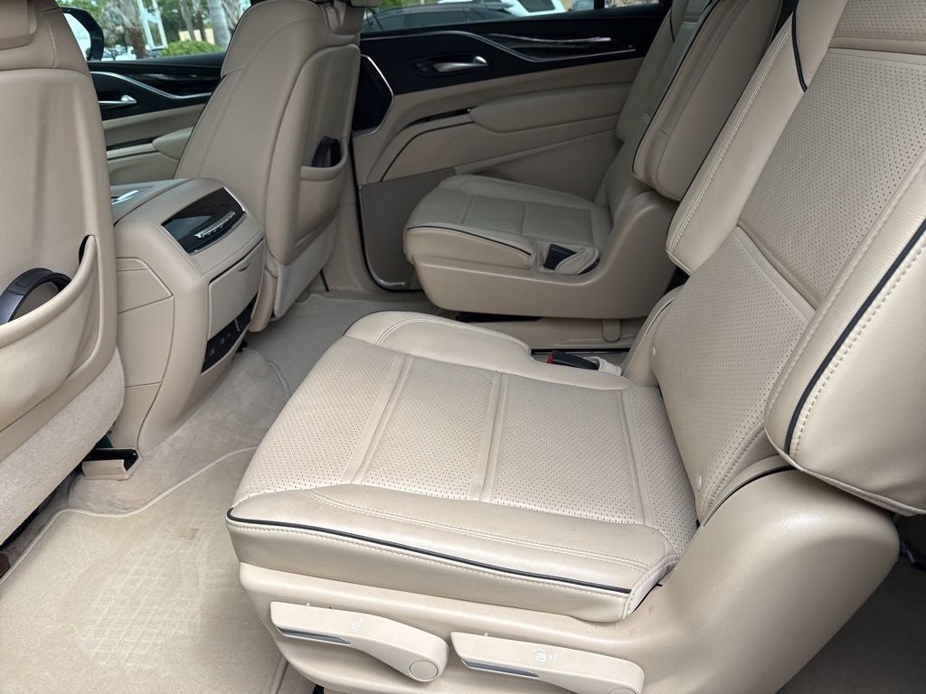 2023 Cadillac Escalade ESV Premium