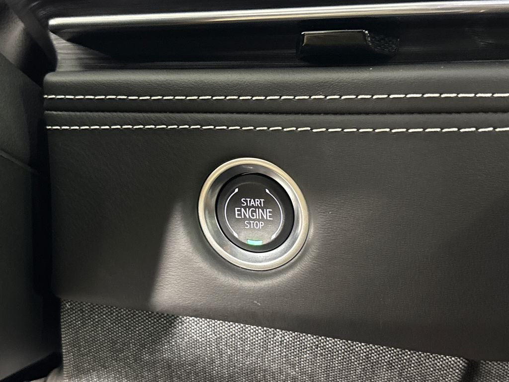 2025 Cadillac Escalade ESV Sport Platinum