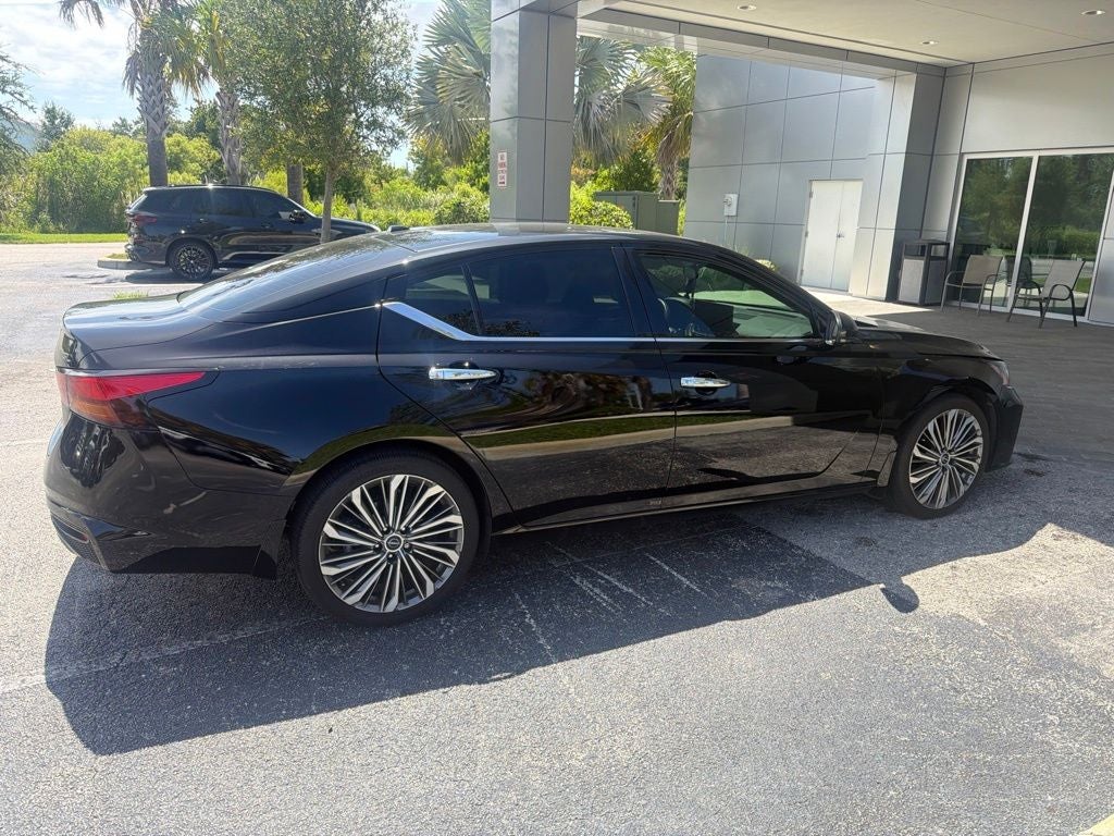 2024 Nissan Altima 2.5 SL