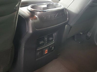 2019 Nissan Titan SV