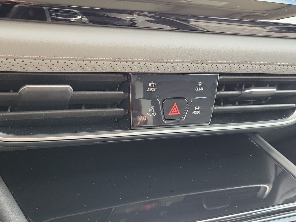 2024 Volkswagen Atlas 2.0T Peak Edition SE w/Technology
