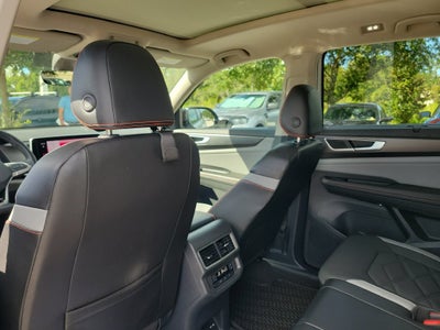 2024 Volkswagen Atlas 2.0T Peak Edition SE w/Technology