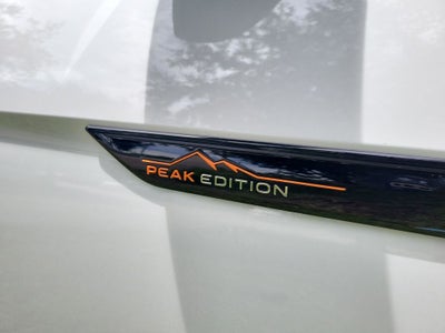2024 Volkswagen Atlas 2.0T Peak Edition SE w/Technology