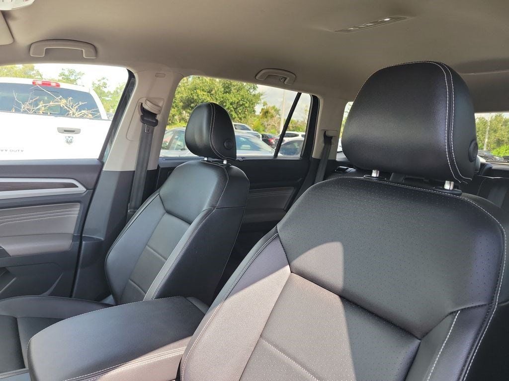 2021 Volkswagen Atlas 3.6L V6 SE w/Technology