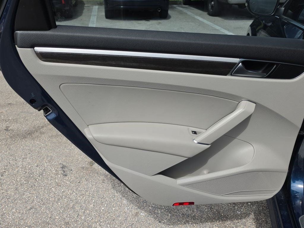 2018 Volkswagen Passat 2.0T SE