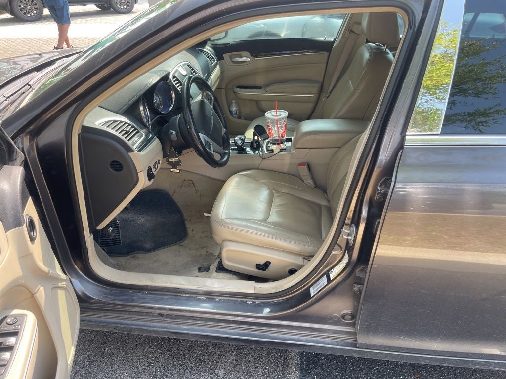 2014 Chrysler 300 Base