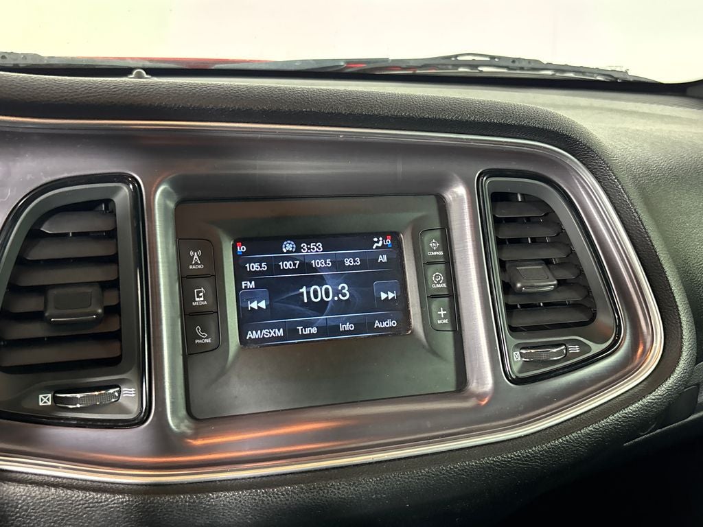 2015 Dodge Challenger SXT