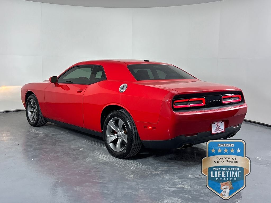 2015 Dodge Challenger SXT