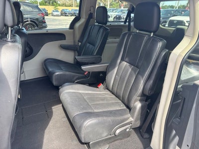 2013 Chrysler Town & Country Touring-L