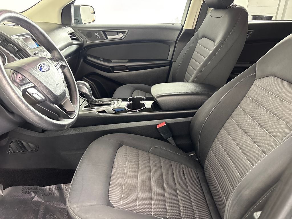 2016 Ford Edge SE