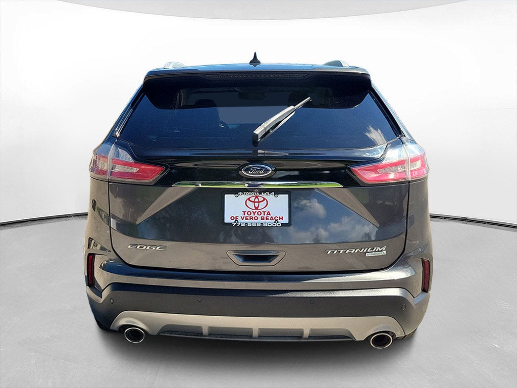2020 Ford Edge Titanium