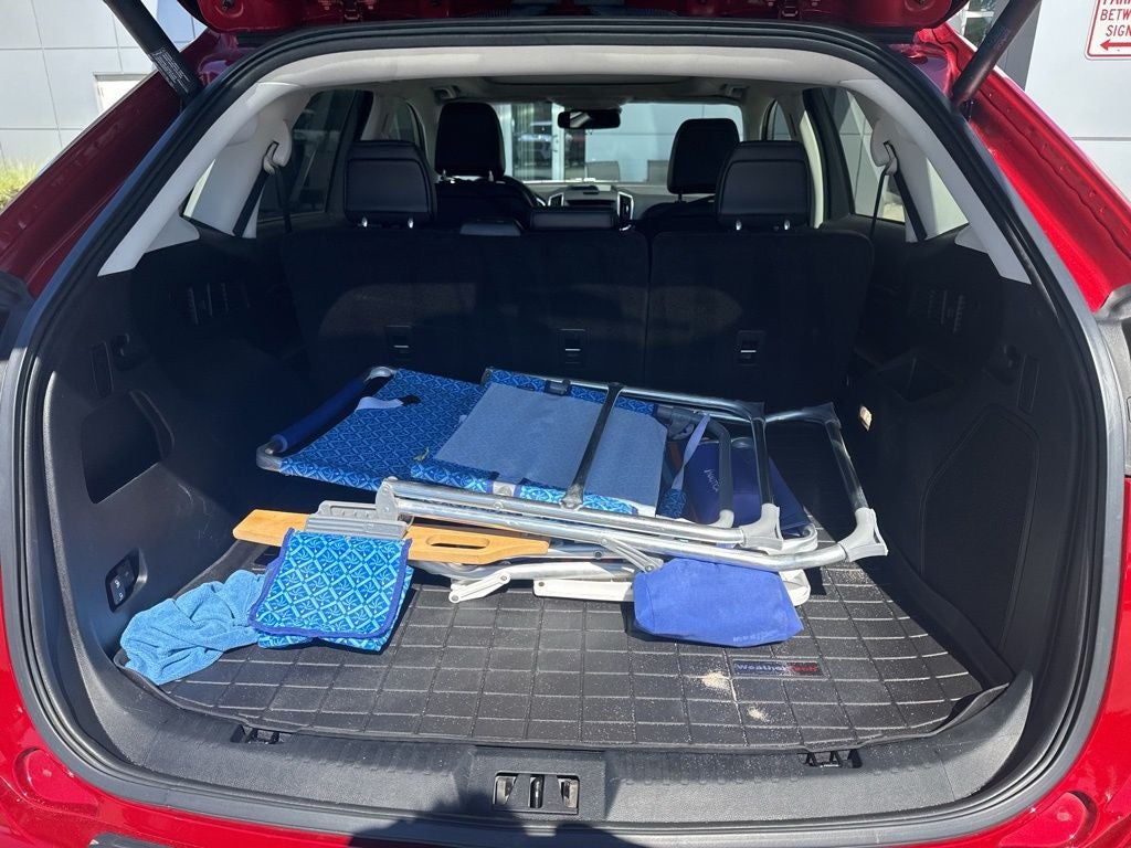 2020 Ford Edge Titanium