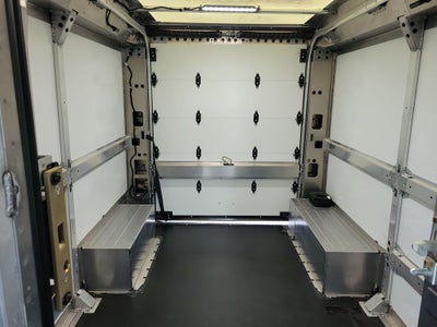 2024 BrightDrop Zevo 400 Base