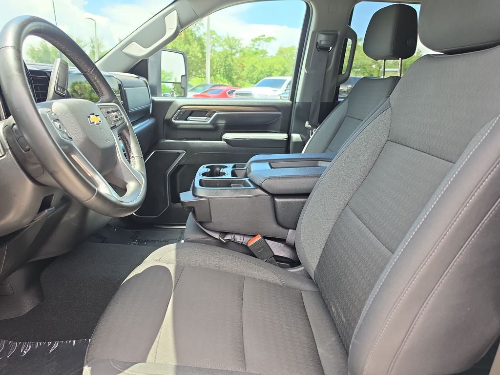 2025 Chevrolet Silverado 2500HD LT