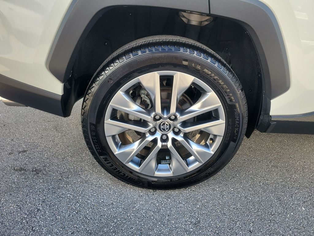 2022 Toyota RAV4 XLE Premium