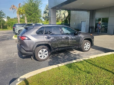 2025 Toyota RAV4 LE