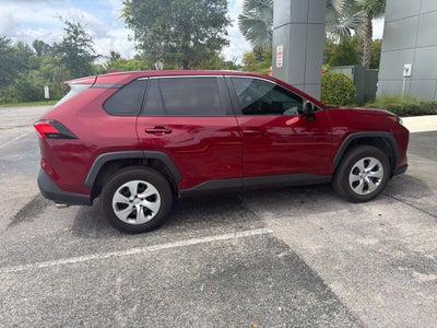 2022 Toyota RAV4 LE