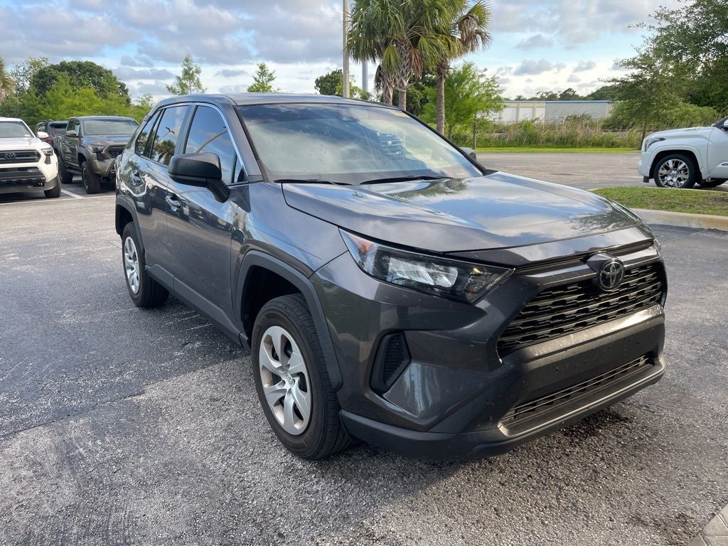 2022 Toyota RAV4 LE