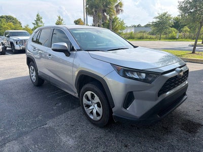 2022 Toyota RAV4 LE
