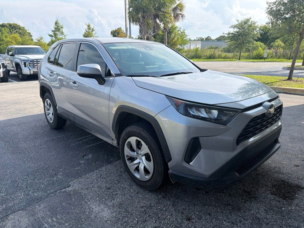 2022 Toyota RAV4 LE