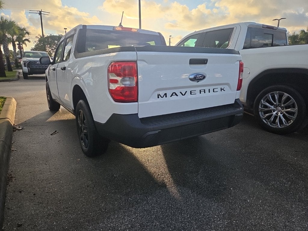 2022 Ford Maverick XL