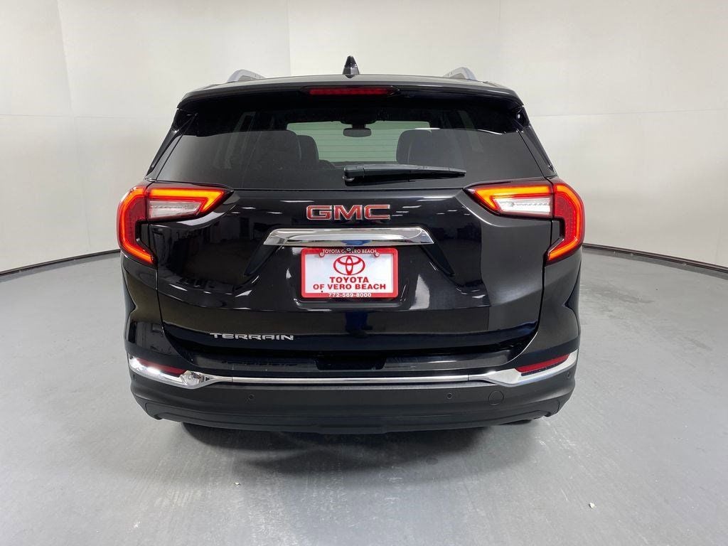 2022 GMC Terrain SLT