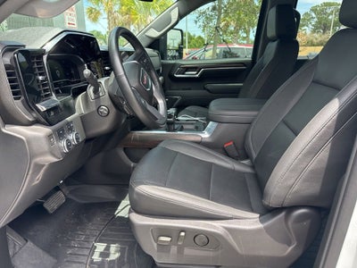 2023 GMC Sierra 1500 SLT