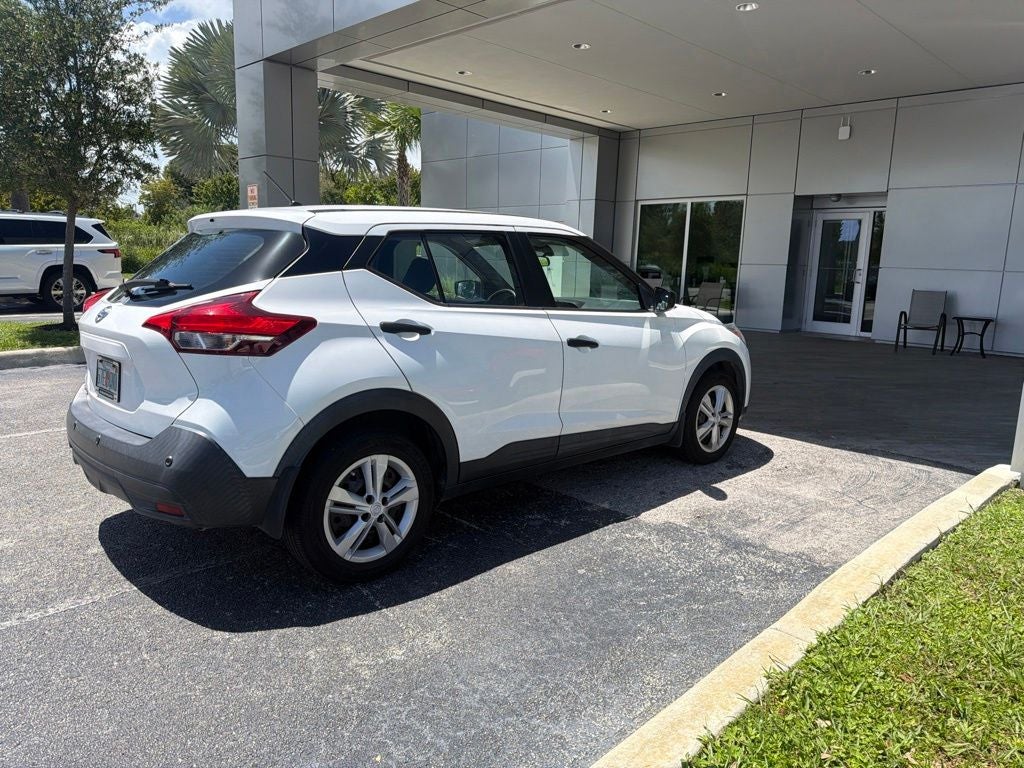 2020 Nissan Kicks S