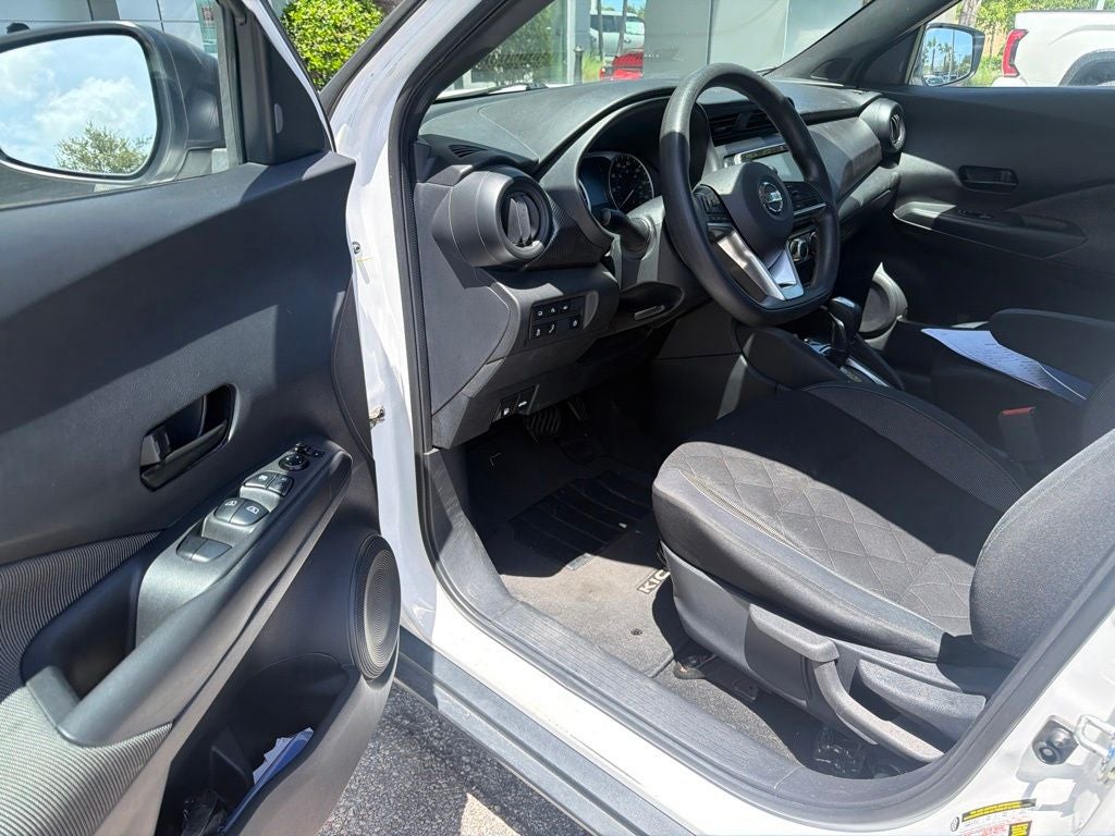 2020 Nissan Kicks S