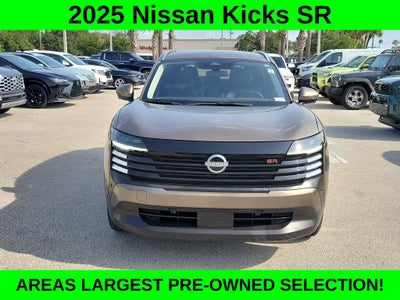2025 Nissan Kicks SR