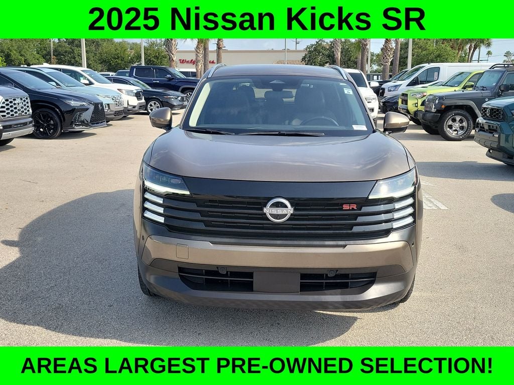 2025 Nissan Kicks SR