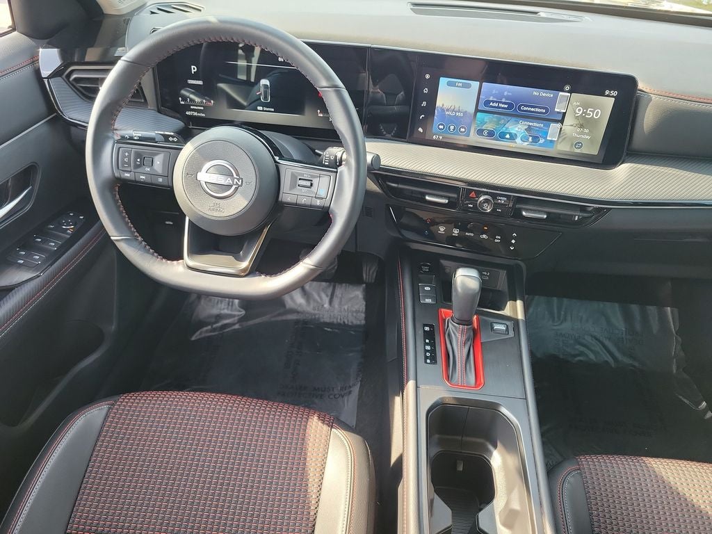 2025 Nissan Kicks SR