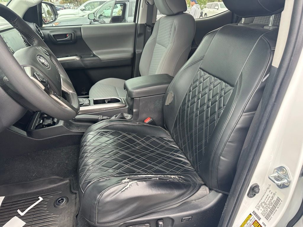 2022 Toyota Tacoma SR5 V6