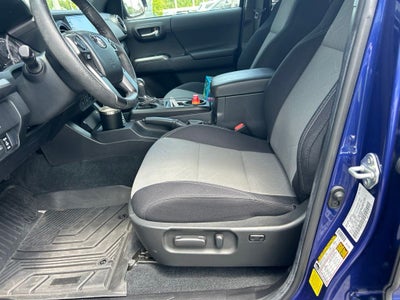 2022 Toyota Tacoma TRD Sport V6