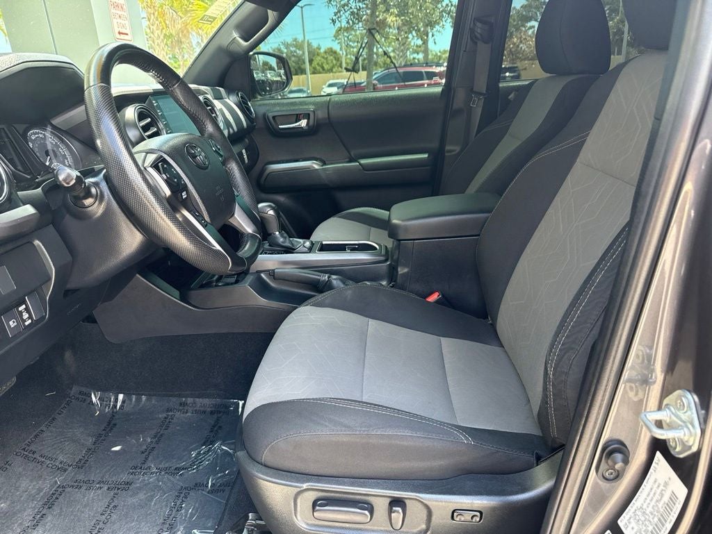 2022 Toyota Tacoma TRD Sport V6