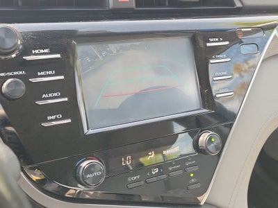 2018 Toyota Camry SE