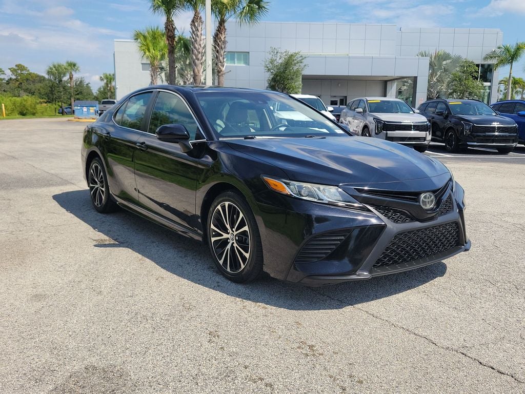 2018 Toyota Camry SE