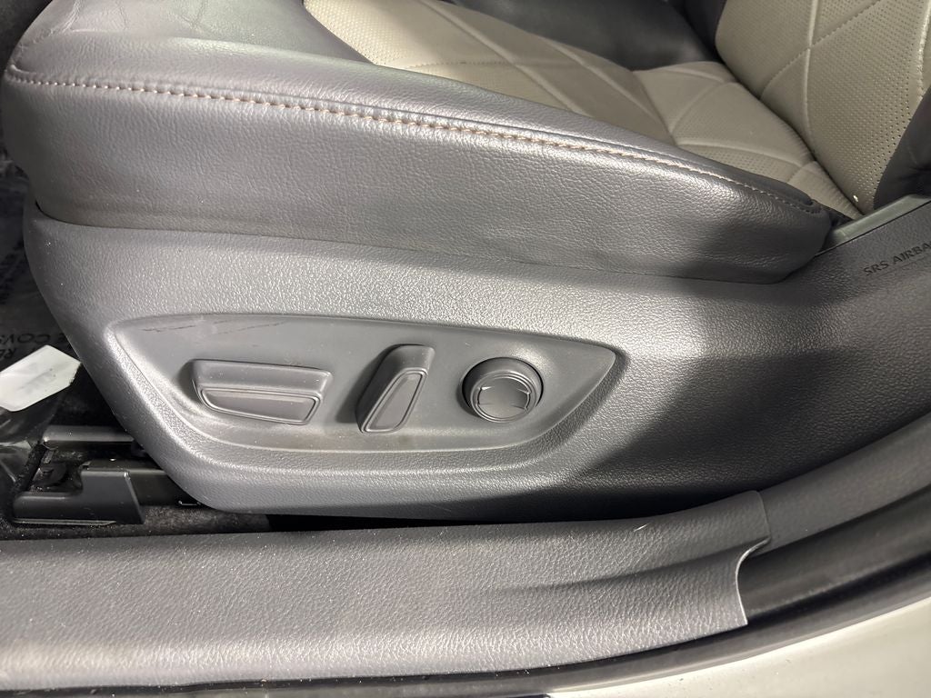 2019 Toyota Camry XLE