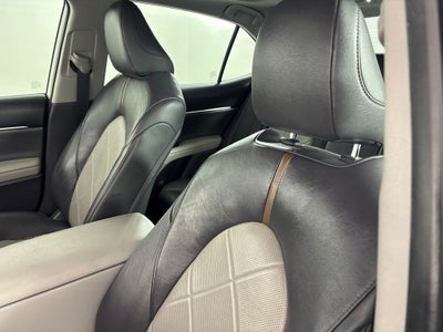 2019 Toyota Camry XLE