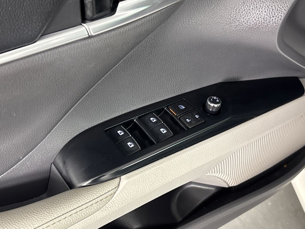 2019 Toyota Camry XLE